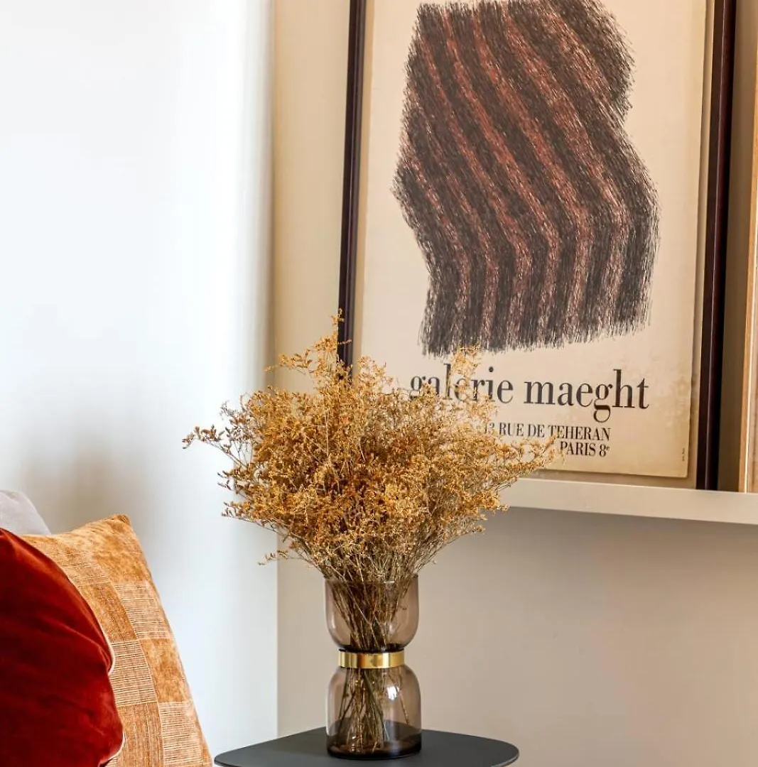 Habitat Parisien - Madeleine Galeries Lafayette Apartment Paris