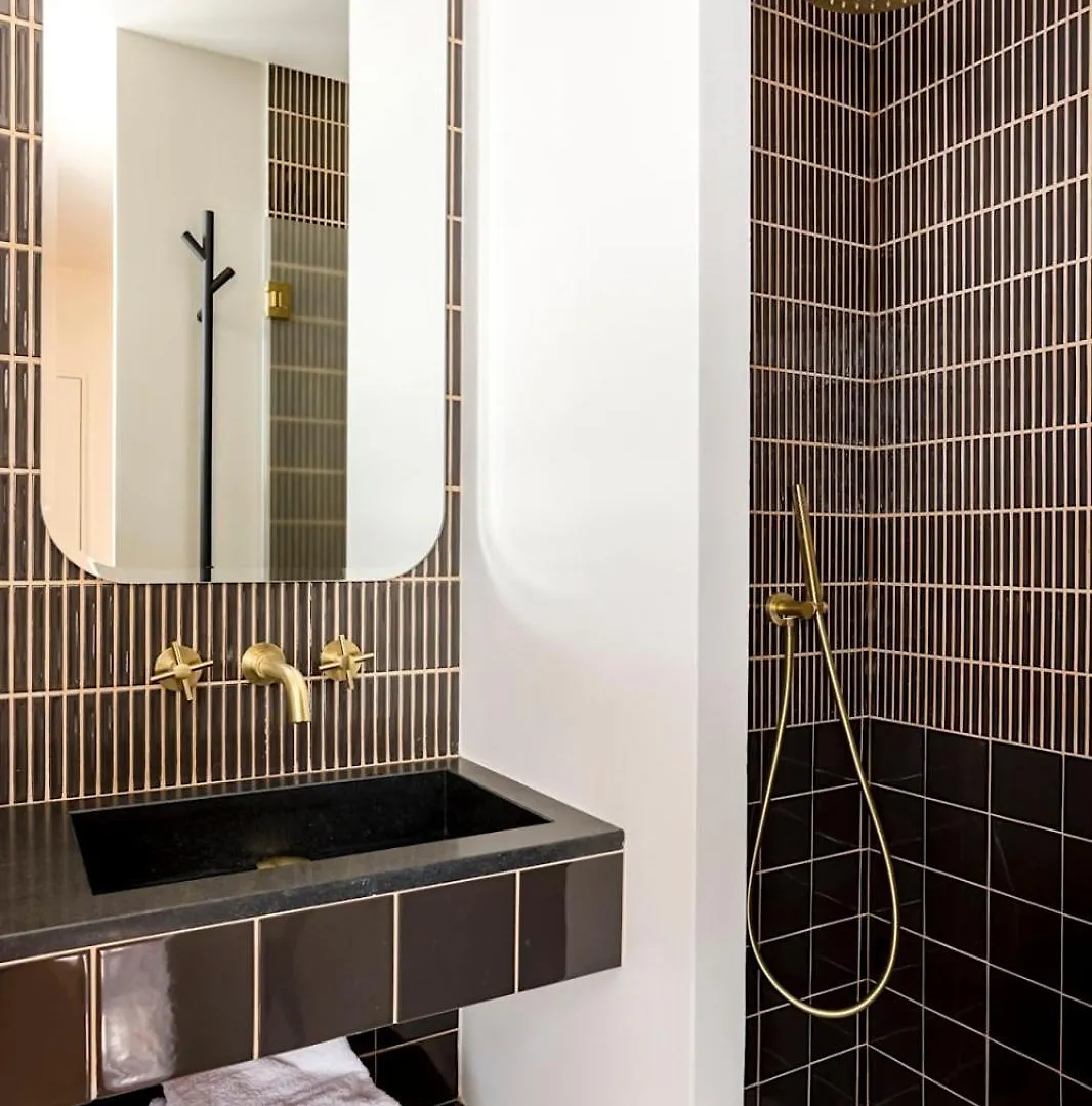 Habitat Parisien - Madeleine Galeries Lafayette Apartment Paris