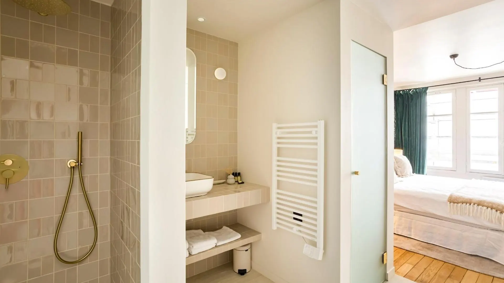 Habitat Parisien - Madeleine Galeries Lafayette Apartman