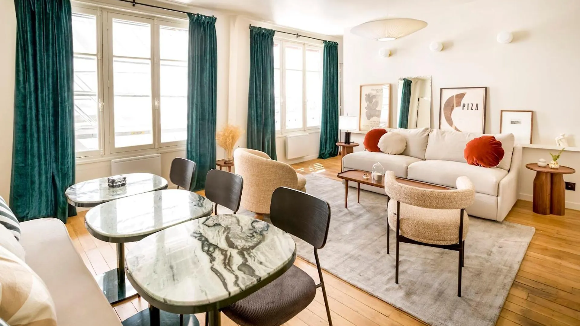 Habitat Parisien - Madeleine Galeries Lafayette Apartment
