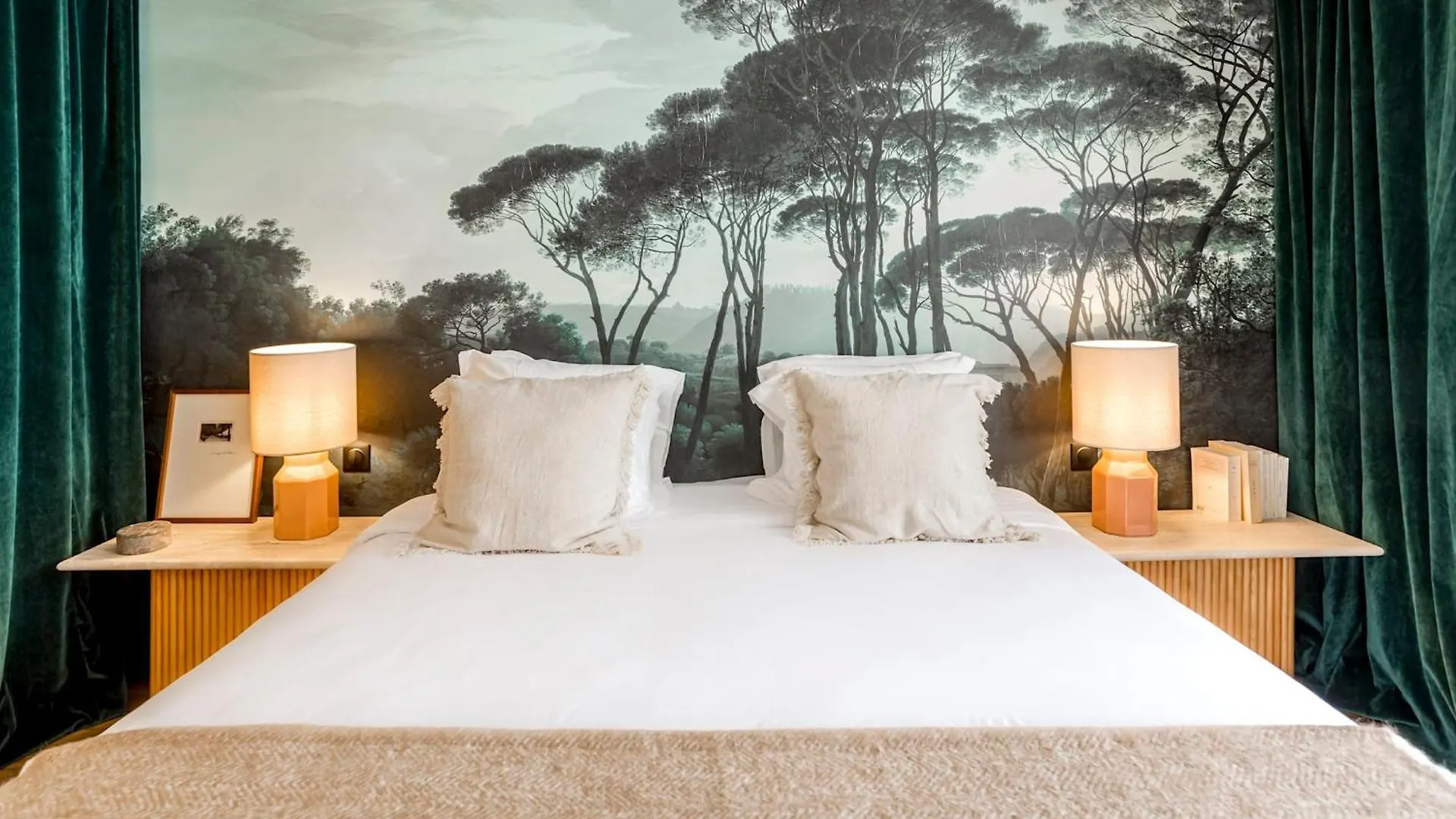 Habitat Parisien - Madeleine Galeries Lafayette Apartment  Paris